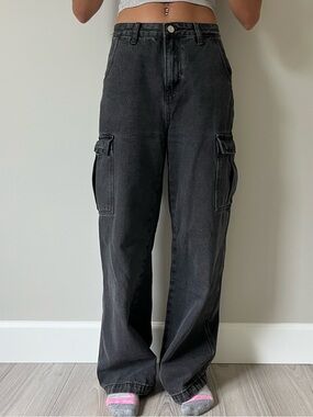 Mid-Rise Cargo Jeans
